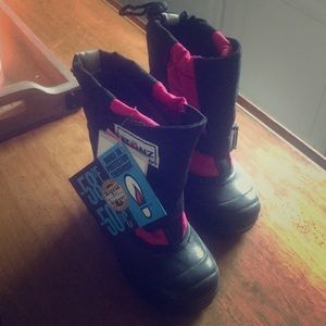 Stonz Kid snow boots